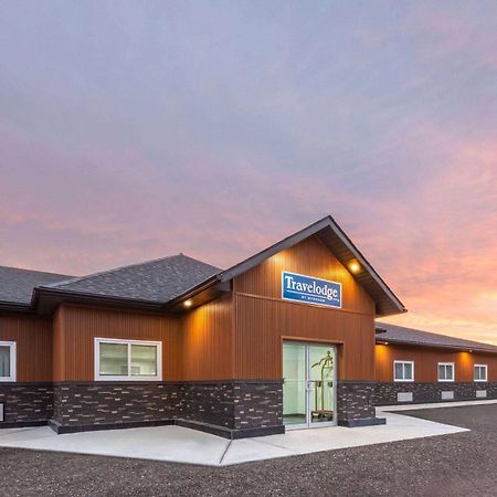 Travelodge By Wyndham Cochrane Bagian luar foto